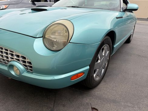 Used 2002 Ford Thunderbird image 13