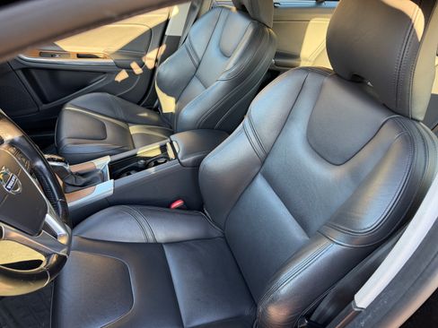 Used 2016 Volvo S60 T5 Premier w/ Climate Package image 6