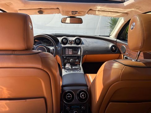 Used 2014 Jaguar XJ L Portfolio image 11