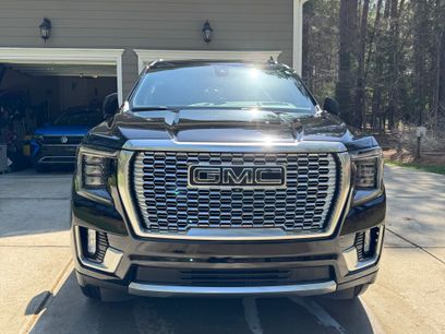 Used 2021 GMC Yukon XL Denali w/ Denali Premium Package