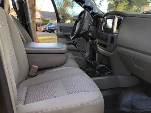 Used 2006 Dodge Ram 3500 Truck SLT image 24