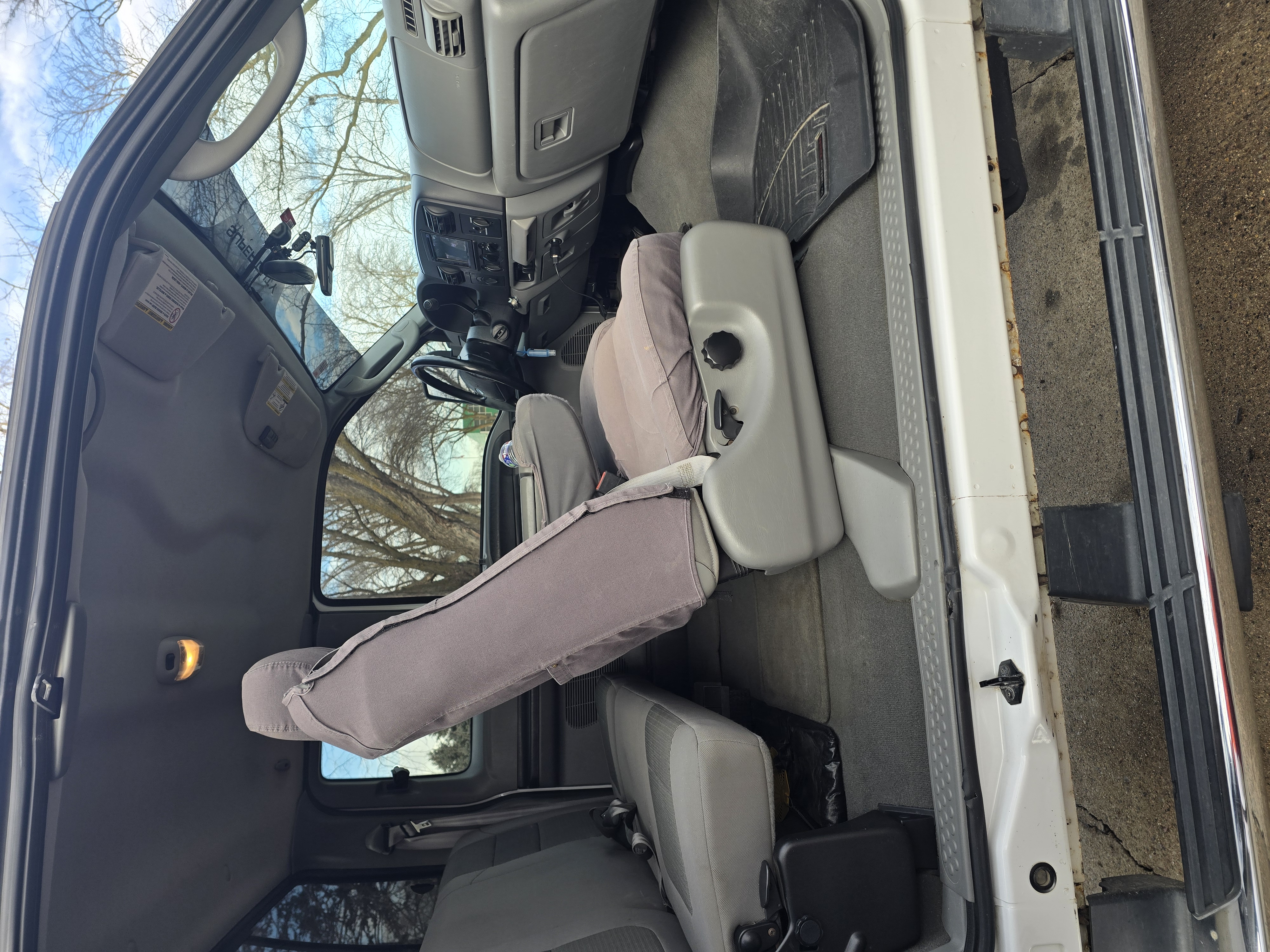 Used 2005 Ford F250 XLT AWD/4WD image 14