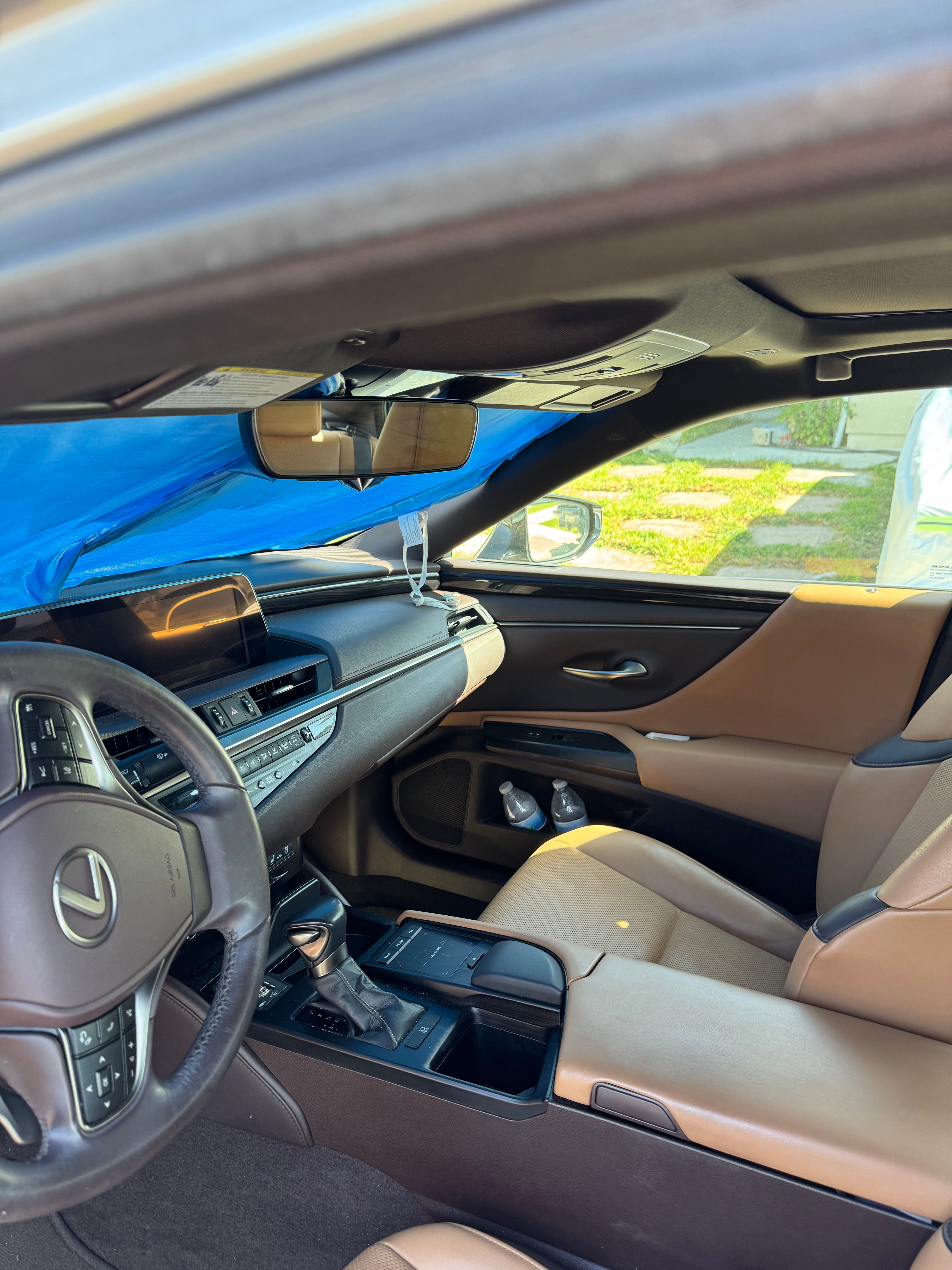 Used 2021 Lexus ES 350 w/ Premium Package FWD image 4