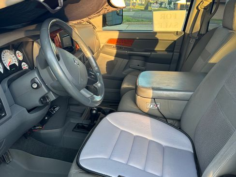 Used 2006 Dodge Ram 2500 Truck SLT image 10