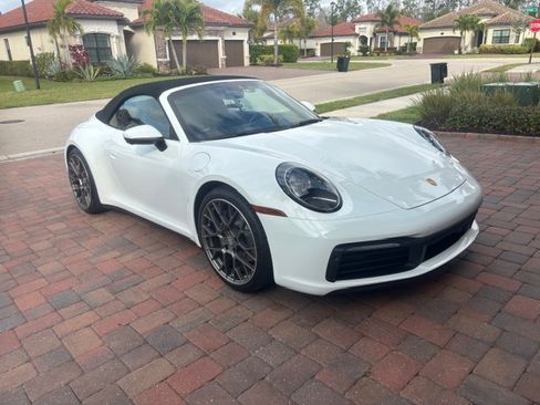 Used 2022 Porsche 911 Carrera image 1