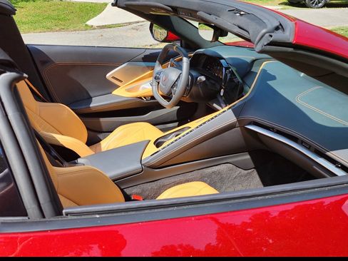 Used 2024 Chevrolet Corvette Stingray Preferred Conv RWD image 6