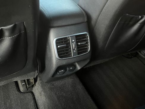 Used 2019 Kia Optima EX image 18