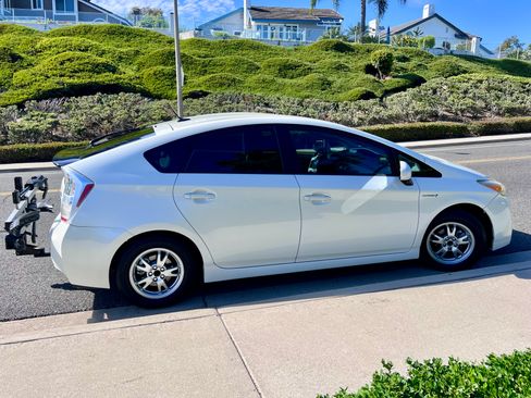 Used 2010 Toyota Prius FWD image 5