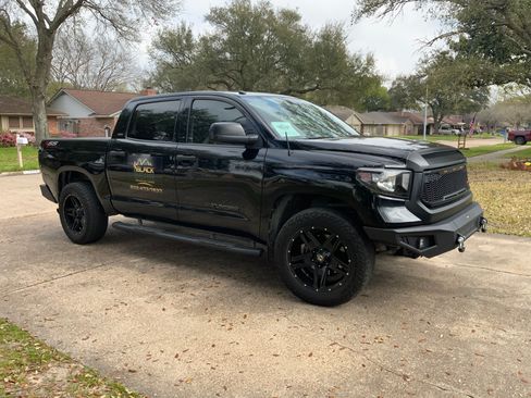Used 2016 Toyota Tundra SR5 image 16