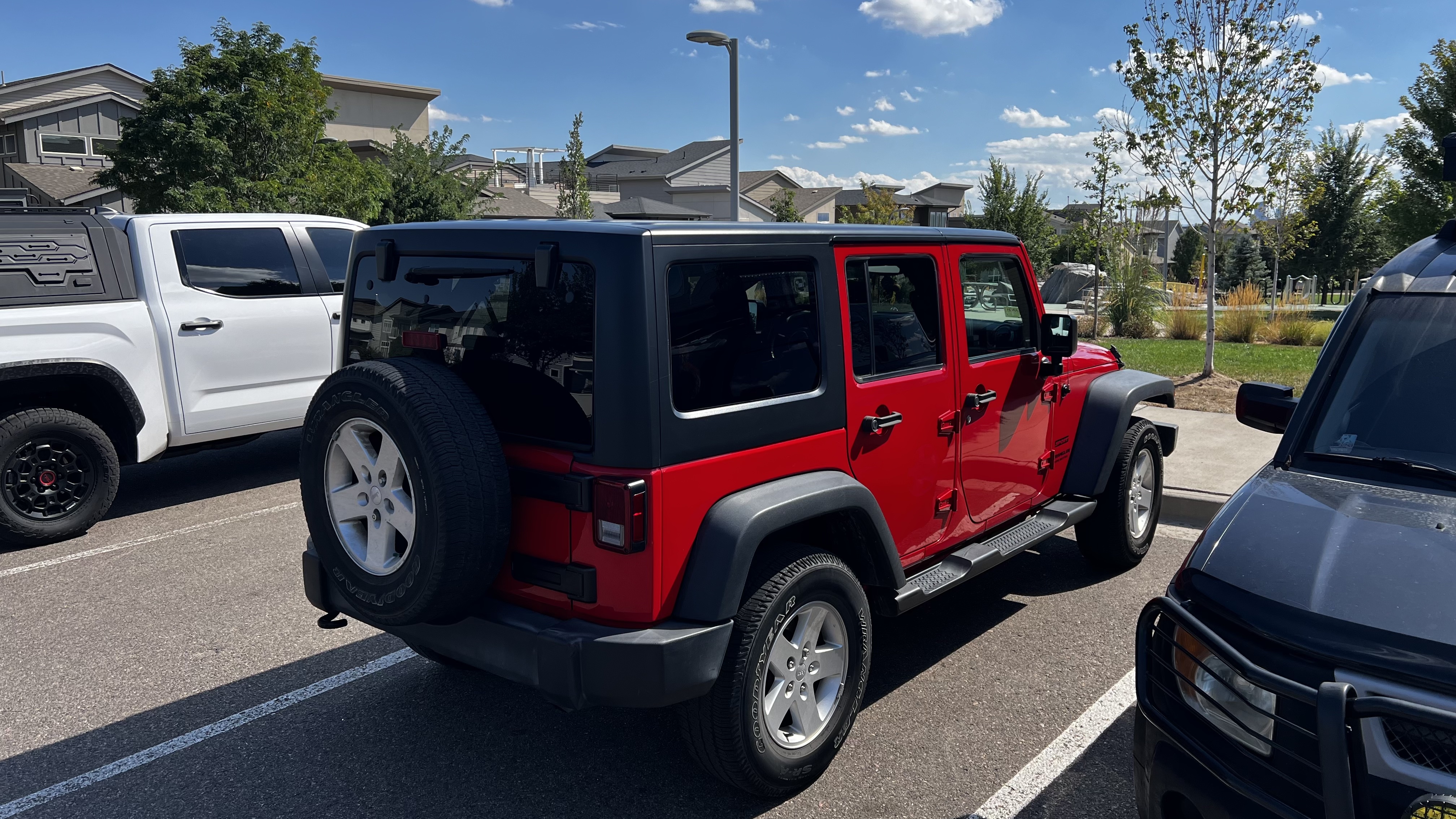 Used 2017 Jeep Wrangler Unlimited Sport w/ Quick Order Package 24S AWD/4WD image 4