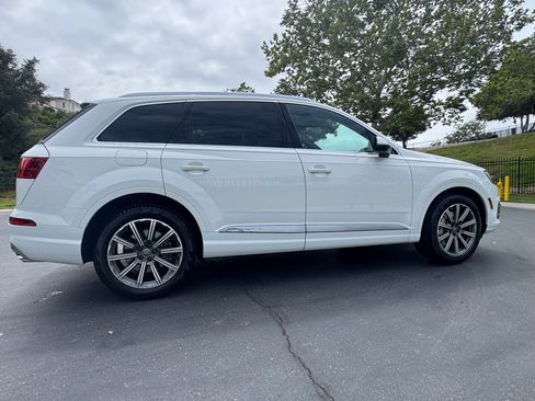 Used 2018 Audi Q7 2.0T Premium Plus w/ Premium Plus Package AWD/4WD image 1