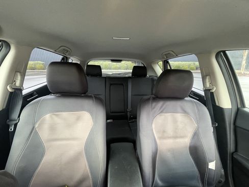 Used 2013 MAZDA MAZDA3 i Touring image 11