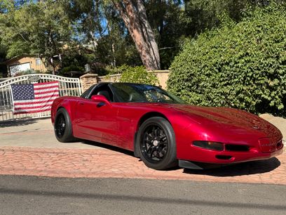 Used 2000 Chevrolet Corvette Coupe w/ Memory Pkg