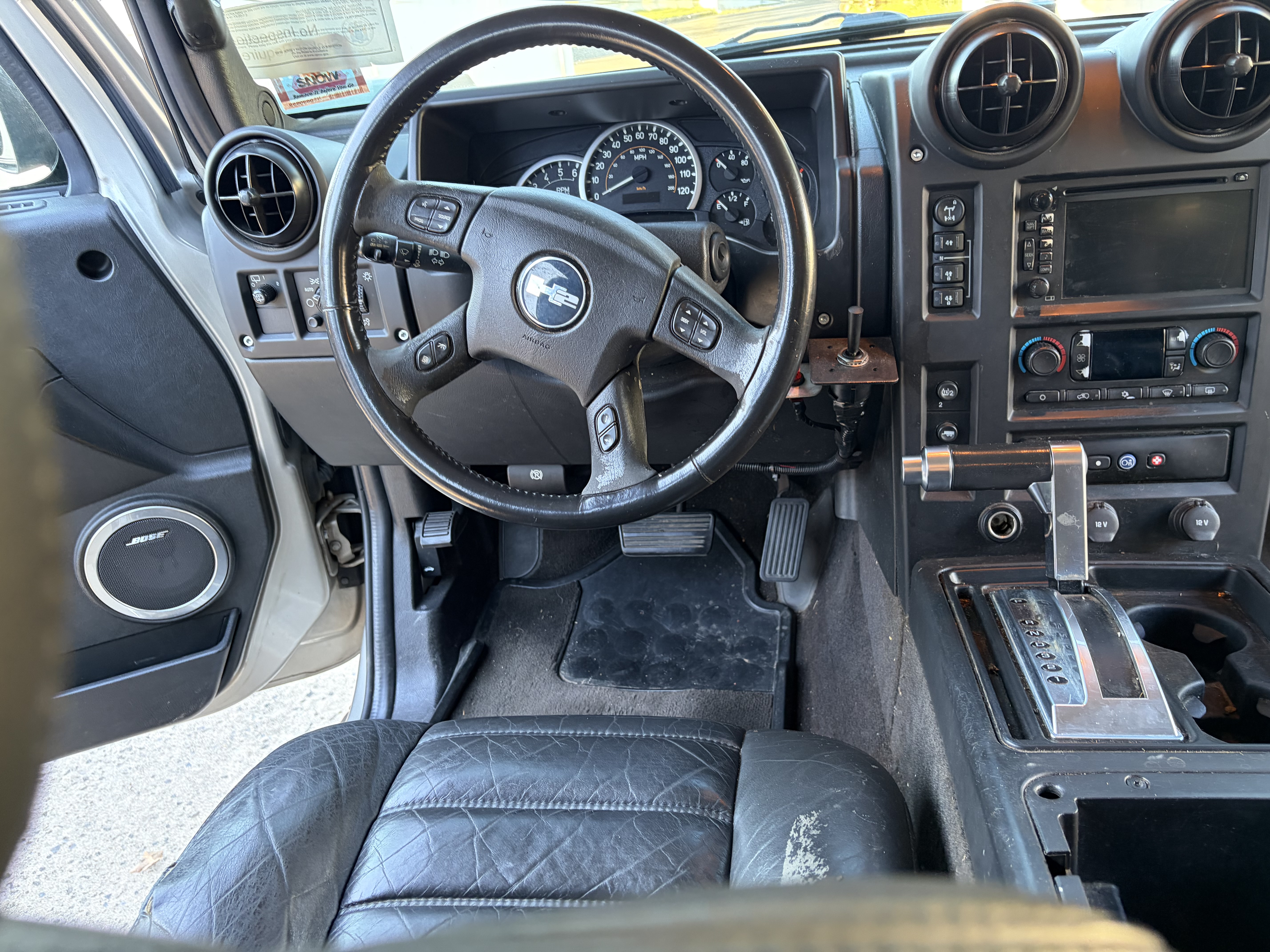 Used 2005 HUMMER H2 w/ Preferred Equipment Group AWD/4WD image 9