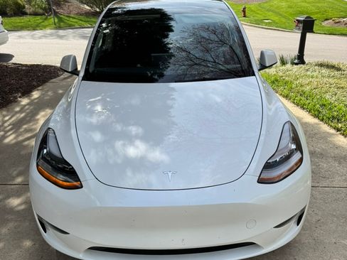 Used 2023 Tesla Model Y Long Range image 4