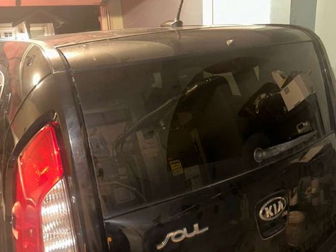 Used 2013 Kia Soul + image 8