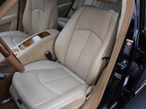 Used 2008 Mercedes-Benz E 350 4MATIC Sedan image 4