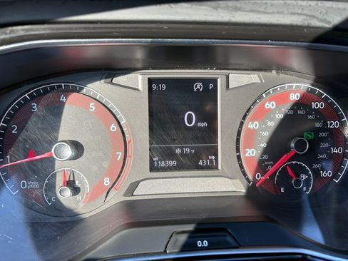 Used 2019 Volkswagen Jetta R-Line image 8