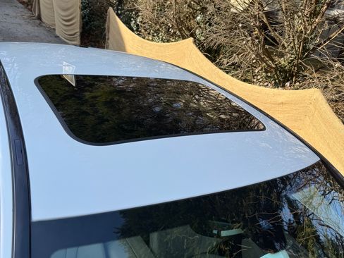 Used 2018 Mercedes-Benz C 300 4MATIC Sedan image 14