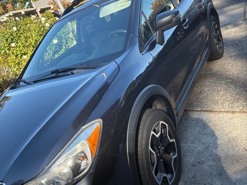 Used 2015 Subaru Crosstrek 2.0i Limited image 4