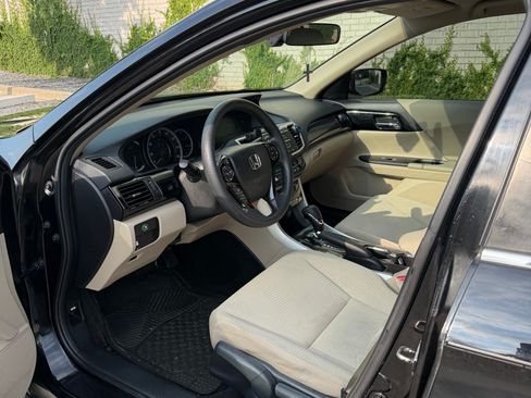 Used 2016 Honda Accord LX image 11