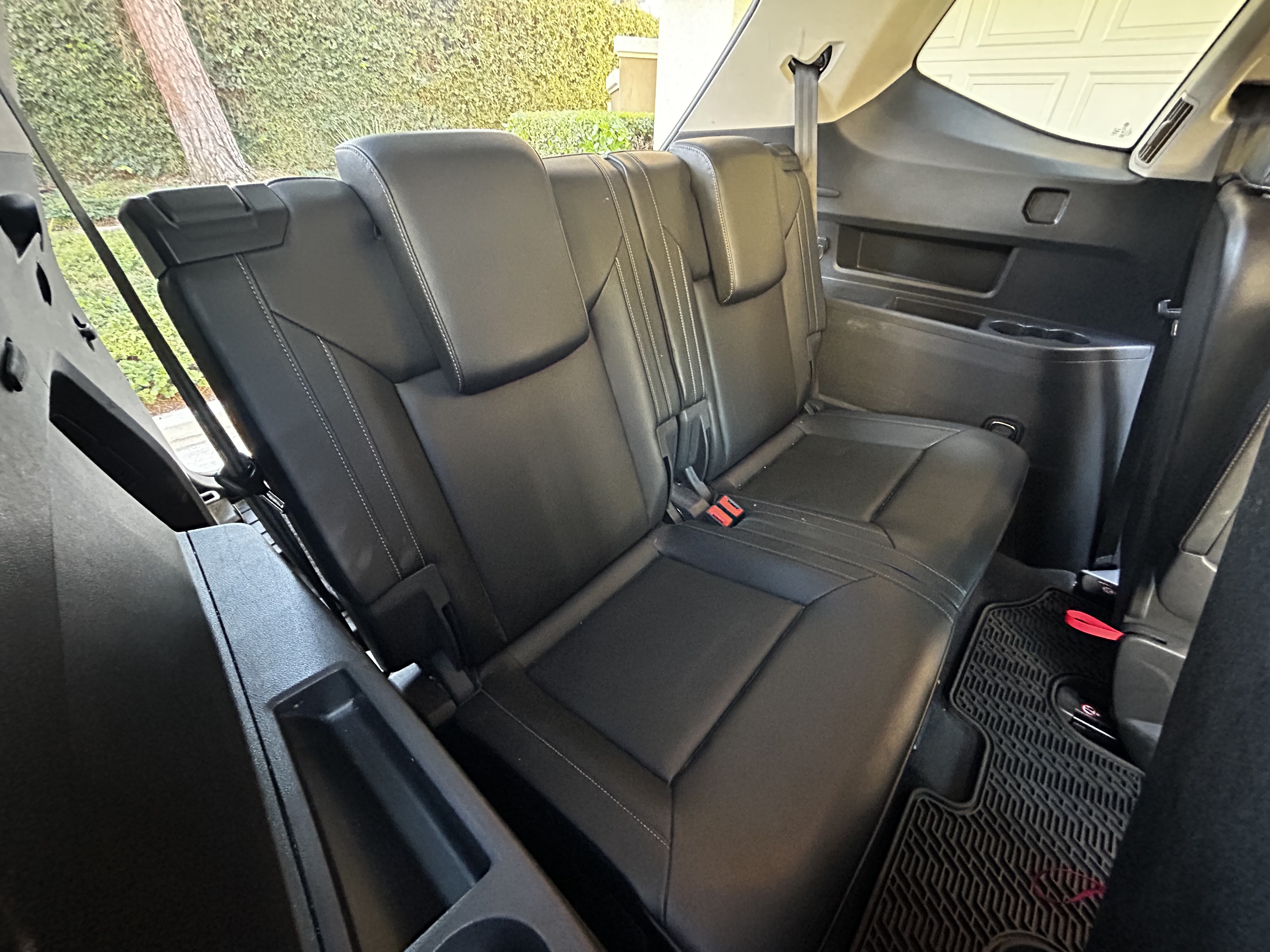 Used 2019 Volkswagen Atlas SE w/ Towing Package FWD image 16