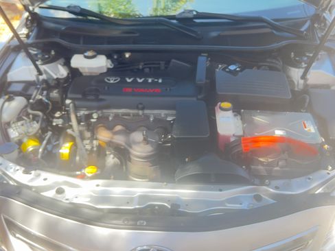 Used 2010 Toyota Camry Hybrid FWD image 11