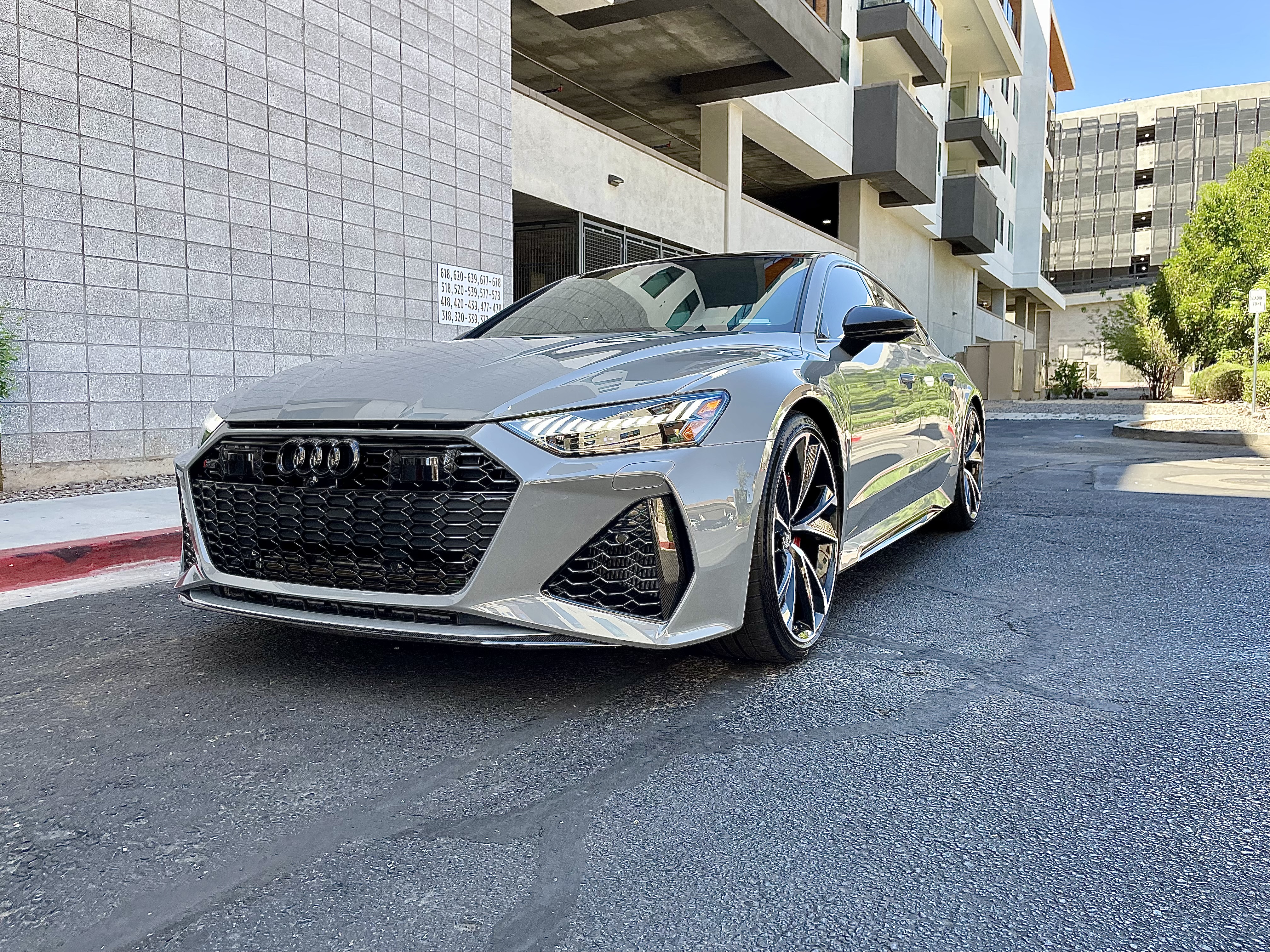 Used 2021 Audi RS 7 Sportback AWD/4WD image 2