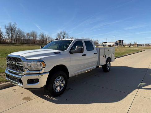 Used 2023 RAM 2500 Tradesman image 2