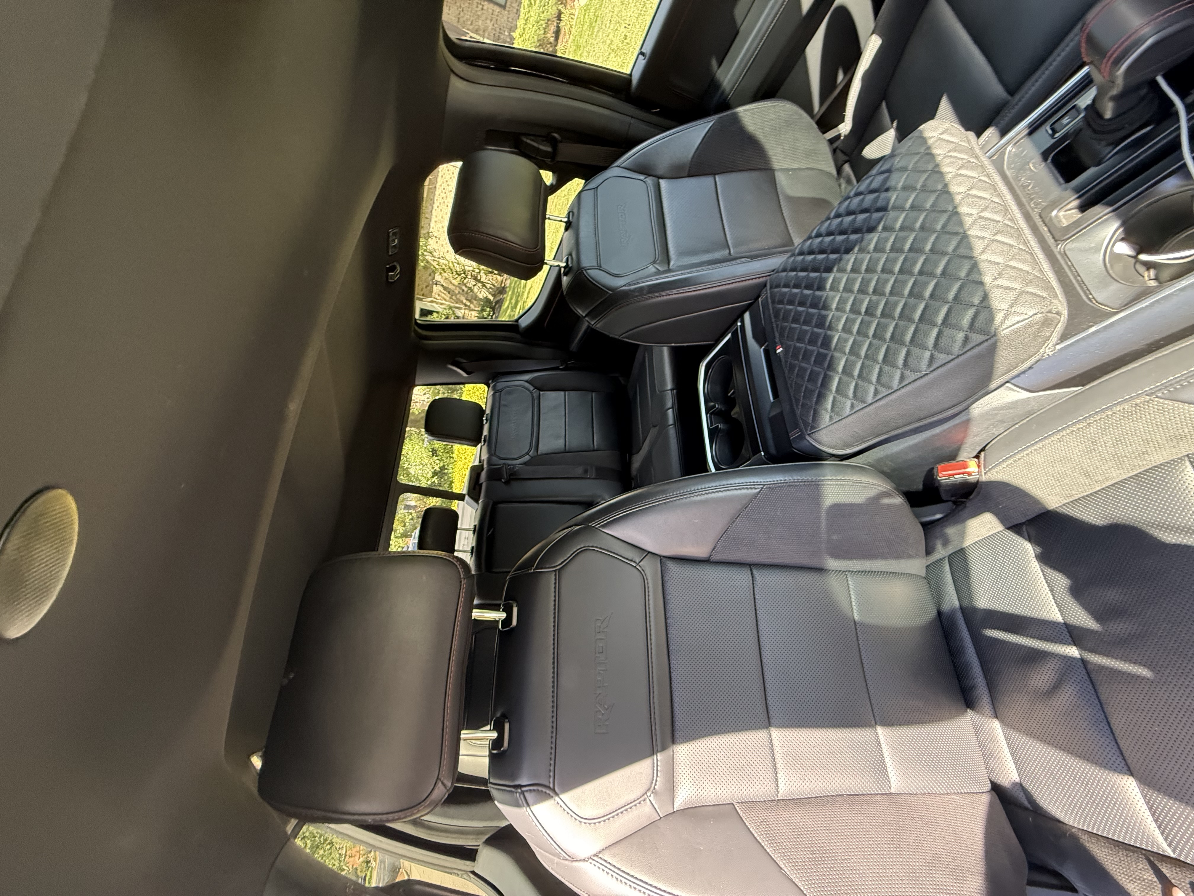 Used 2025 Ford F150 Raptor AWD/4WD image 15