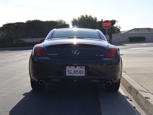 Used 2004 Lexus SC 430 Convertible RWD image 5
