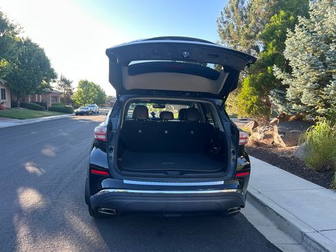 Used 2018 Nissan Murano Platinum w/ Cargo Package AWD/4WD image 11