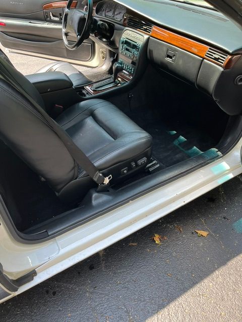 Used 2001 Cadillac Eldorado Touring FWD image 13