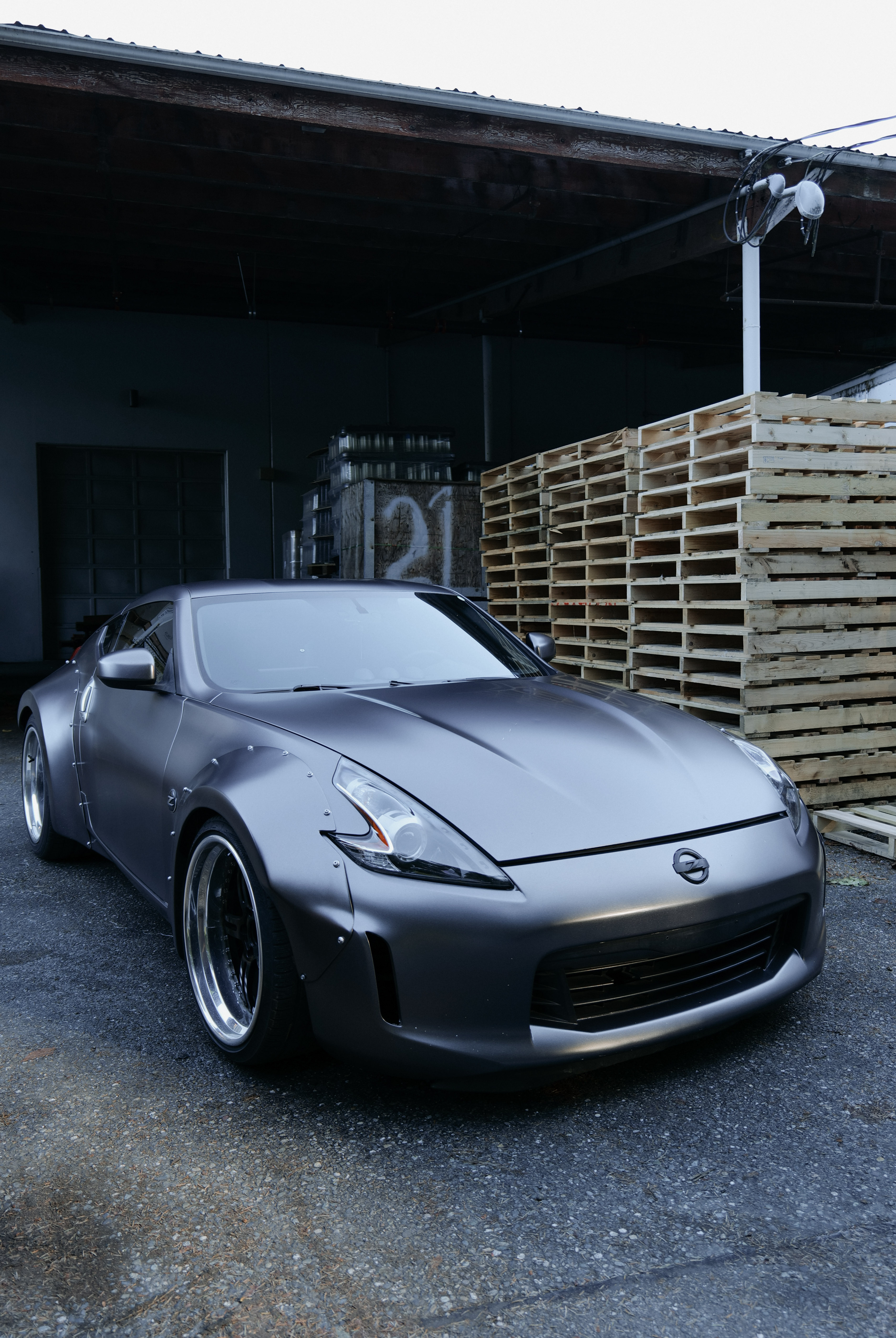 Used 2009 Nissan 370Z Coupe RWD image 5