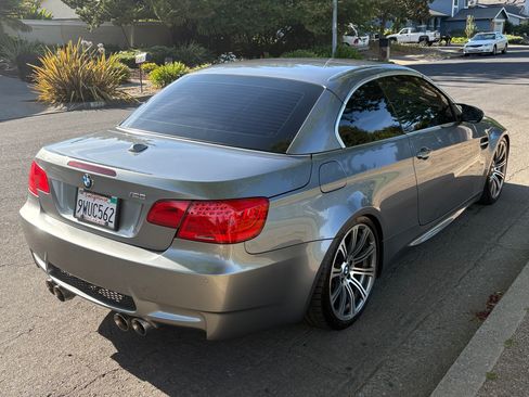 Used 2011 BMW M3 Convertible w/ Convenience Pkg RWD image 13