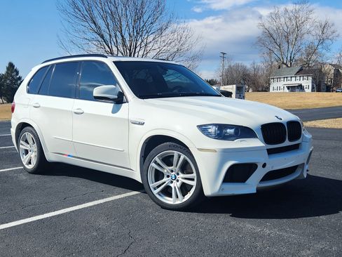 Used 2012 BMW X5 M image 1