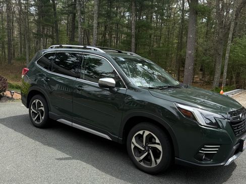 Used 2024 Subaru Forester Touring AWD/4WD image 1