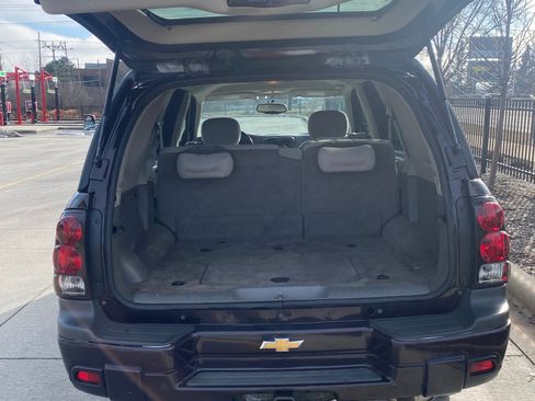 Used 2008 Chevrolet TrailBlazer 4WD w/ Smoker's Package image 8