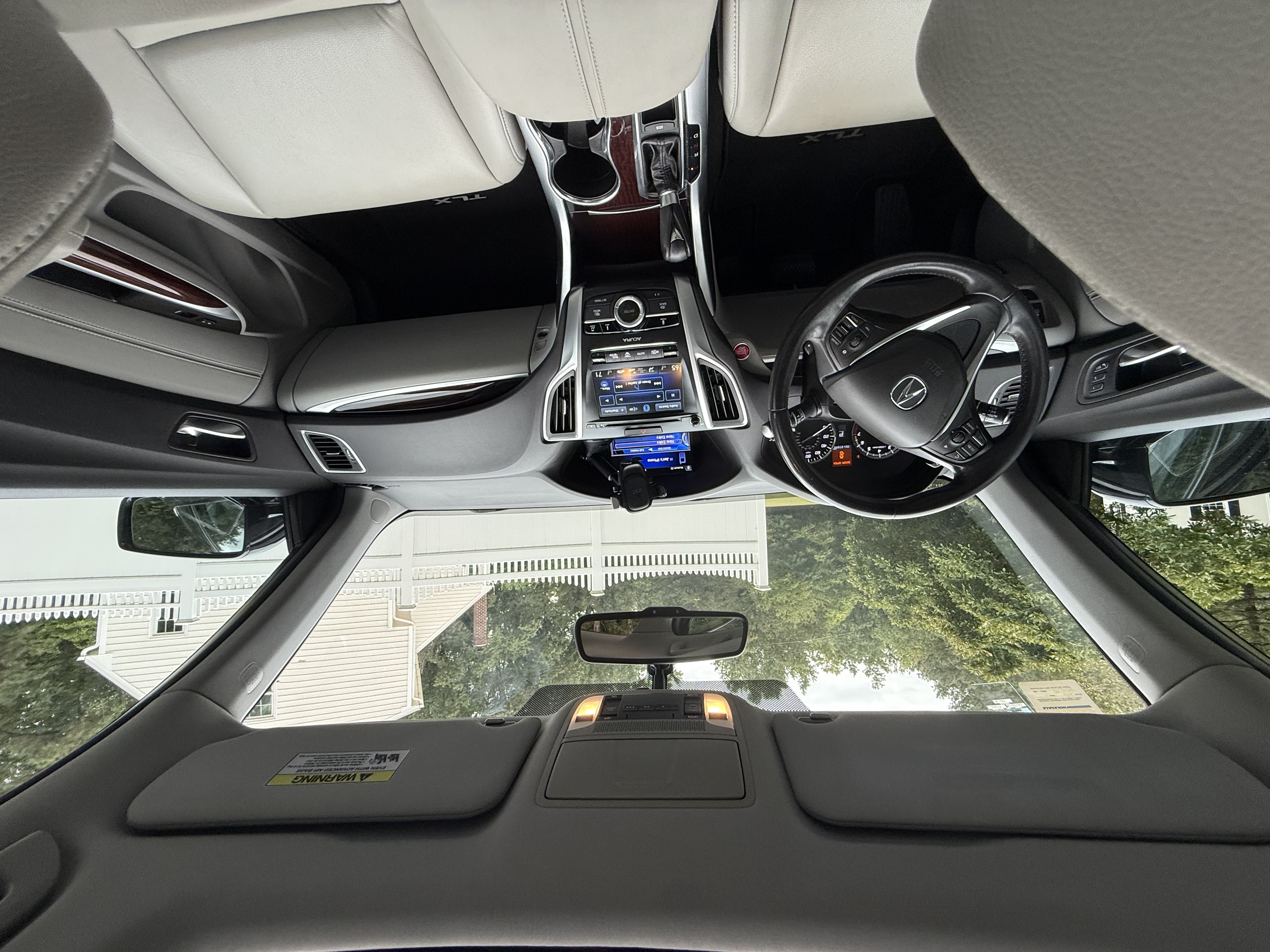 Used 2016 Acura TLX FWD image 4