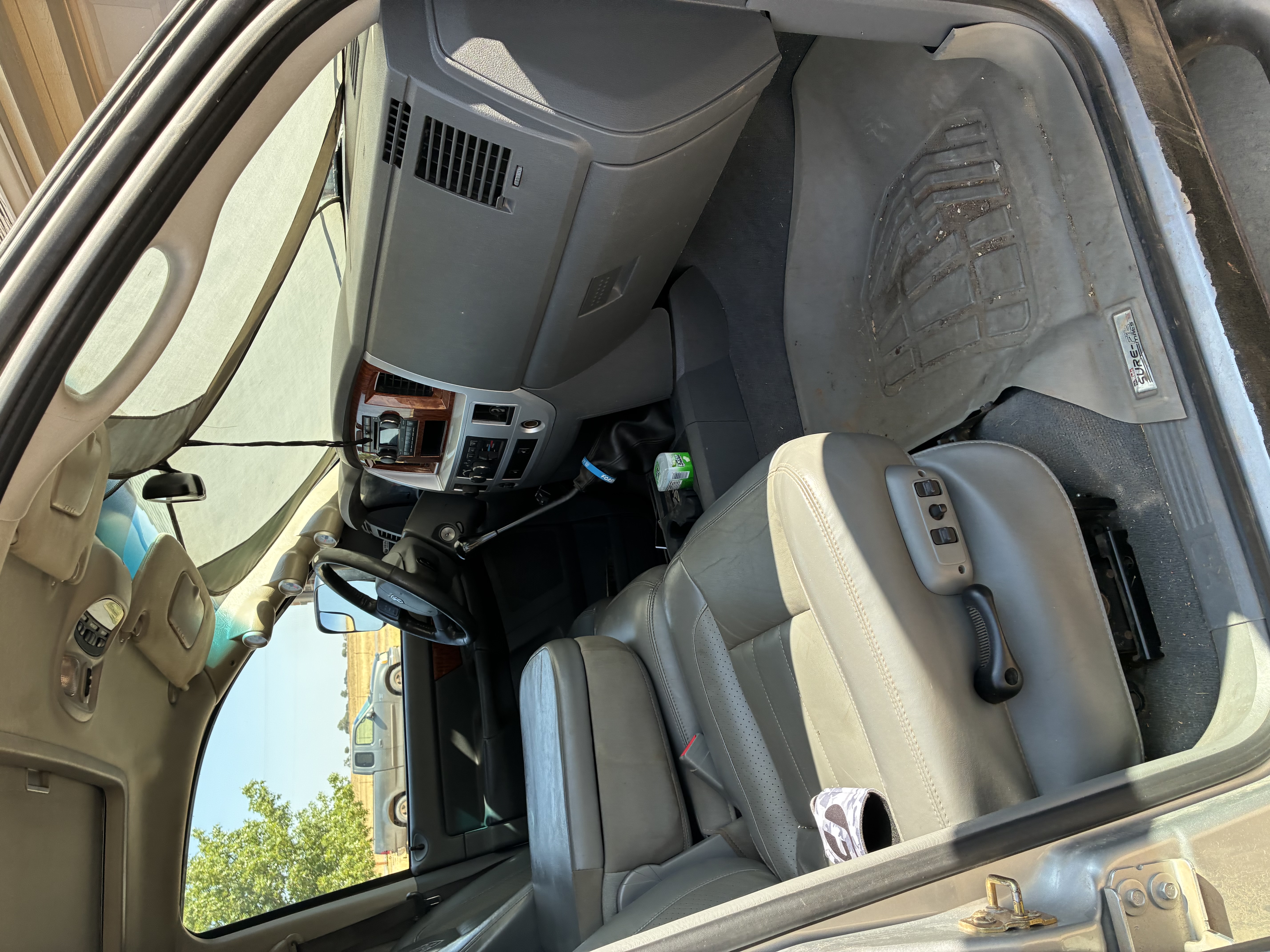 Used 2006 Dodge Ram 3500 Truck Laramie w/ Protection Group AWD/4WD image 9
