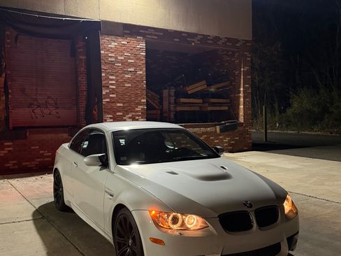 Used 2012 BMW M3 Convertible image 10