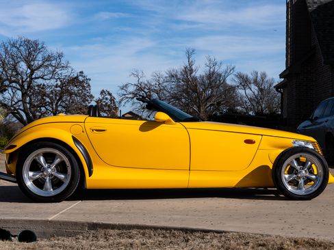 Used 1999 Plymouth Prowler image 4