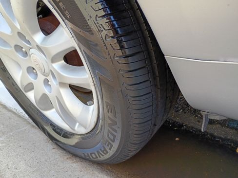 Used 2007 Kia Sedona EX image 20