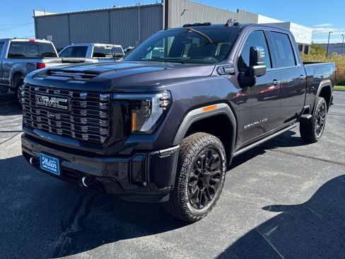Used 2025 GMC Sierra 2500 Denali Ultimate w/ Snow Plow Prep/Camper Package AWD/4WD image 1