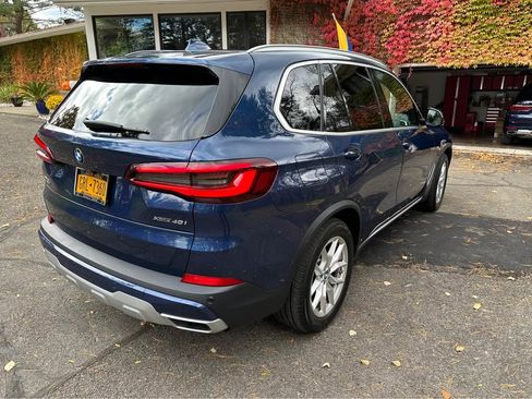 Used 2022 BMW X5 xDrive40i w/ Premium Package image 9