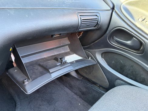 Used 1996 Ford Mustang Convertible RWD image 21