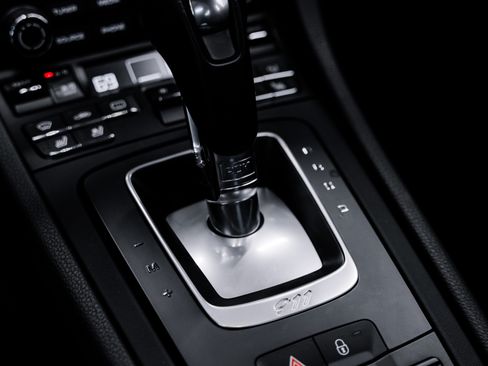 Used 2017 Porsche 911 Carrera image 27