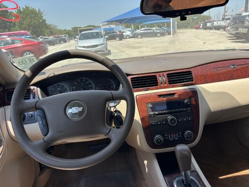 Used 2008 Chevrolet Impala LT FWD image 5