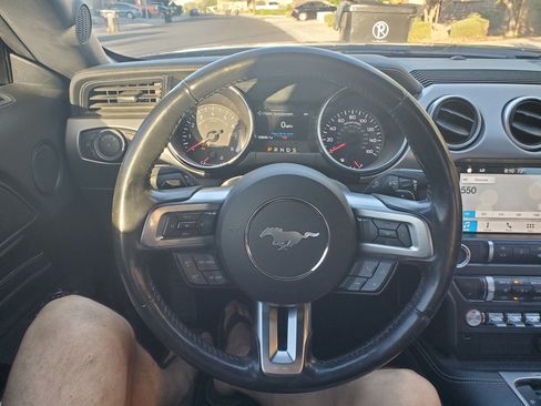 Used 2019 Ford Mustang Premium image 14