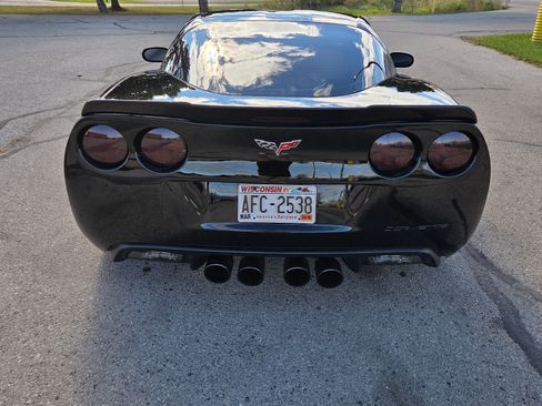 Used 2009 Chevrolet Corvette Z06 w/ Preferred Equipment Group image 6